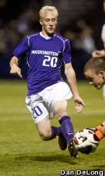 Huskies Battle With No. 12 UCLA