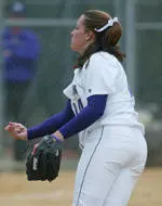 Huskies Close Out Pac-10 Season With 7-1 Win Over Oregon