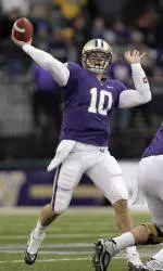 Locker Dominates In Huskies' 42-10 Win Over Bears