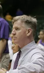 Volleyball Welcomes UCSB Transfer Janine Sandell