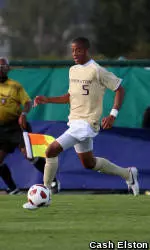 Huskies Upset No. 15 Portland, 4-1