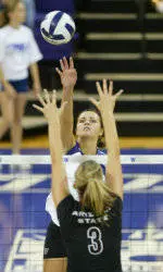 No. 2 Huskies Sweep No. 4 Stanford