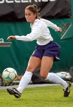 UW Women Fall to Top-Ranked UCLA