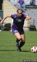 Huskies Down Sooners, 4-0, In NCAA Tournament