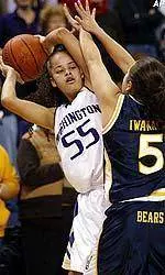 Mendiola's 29 Lift Huskies to Come-From-Behind Win over USC