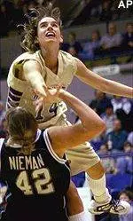 Women's Hoops Squad Falls To Stanford, 76-46