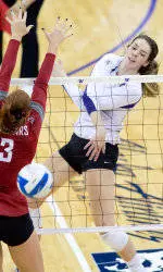 Huskies Serve Up Sweep Of Buffs