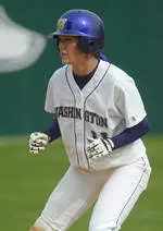 Huskies Drop Heartbreaker To Oregon