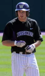 Dawgs Head To Pullman For Series At WSU