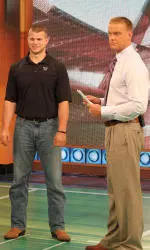 Locker Takes Part In An ESPN 'Car Wash'