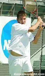 Three Huskies To Represent UW In NCAA Singles and Doubles Championship