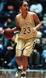 Washington Beats Boise State, 82-62, in Women's Hoops.