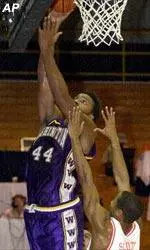 Husky Men Close Out Non-Conference Hoop Schedule Saturday