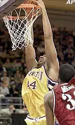 UW Men's Basketball Team Hosts Saint Louis on Tuesday at 8 p.m.