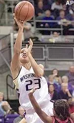 Women's Basketball Hosts Summer Youth Clinics