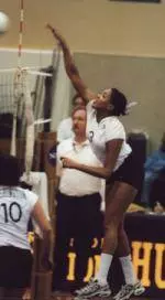 Volleyball Drops 3-2 Heartbreaker To No. 17 Arizona
