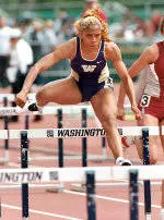 Huskies Roll Through Qualifying at NCAA Championships