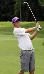 Williams, Huskies Battle Tough Conditions To Lead In San Diego