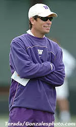 Huskies Wrap Up Pac-10 Slate in Oregon