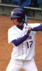 Mowatt Pitches Arizona to 3-0 Win over Huskies