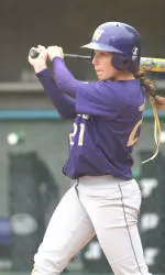 Huskies To Face Texas In Super Regional