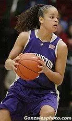 UW Women's Basketball Hands Out Team Awards At Season-End Banquet