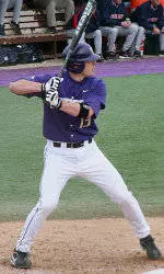 Beavers Take Series With 7-1 Win Over UW