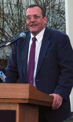 UW's Bob Ernst is Pac-10 Men's Coach of the Year