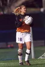 Top-Ranked Stanford Edges UW Women 1-0 in Soccer