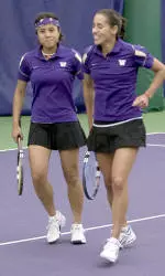 Huskies Look To Tame Cougars And Ducks To End Regular Season