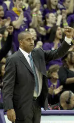 UW-UConn Announce Home-And-Home Series