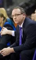 UW Promotes Mike Neighbors To Lead Women's Basketball