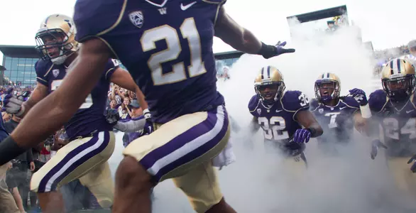 Huskies Tunnel - Boise State