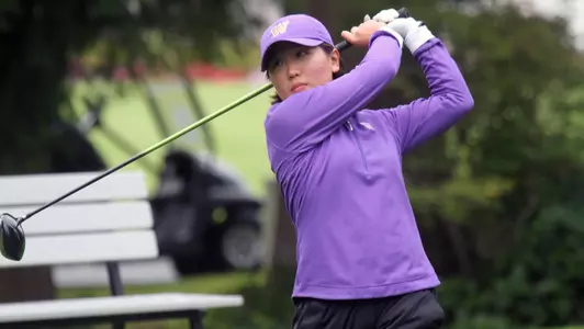 Jennifer Yang teeing off for the second round of the 2011 Edean Ihlanfeldt Invit