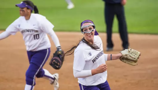 No. 2 Huskies Pick Up One Close Win, Drop Another