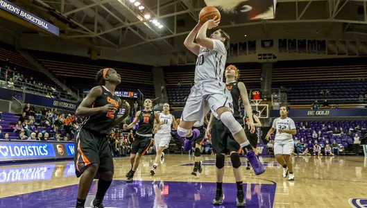 Plum Sets Record With Seventh Freshman Honor