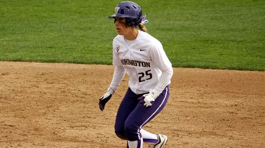 Huskies Knock Off Arkansas, 6-1