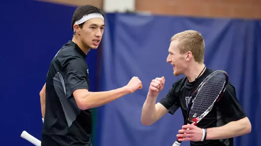 Huskies Face Two Tough Road Opponents In Oregon and Boise State