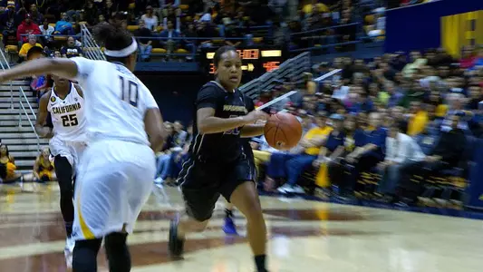 UW Earns Road Win At No. 18 Cal, 70-65