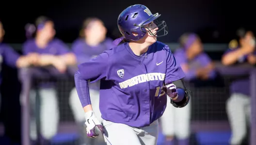 Huskies Fall To Utah In Extra Innings