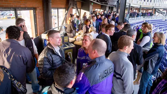 Public Invited For UW Baseball Alumni Golf Tourney