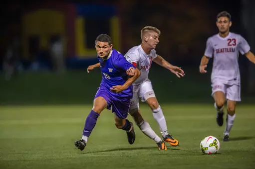 Cristian Roldan 4.jpg