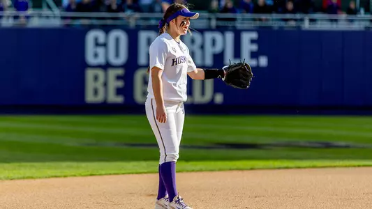 Huskies Run-Rule Howard, Santa Clara At Santa Clara Invitational