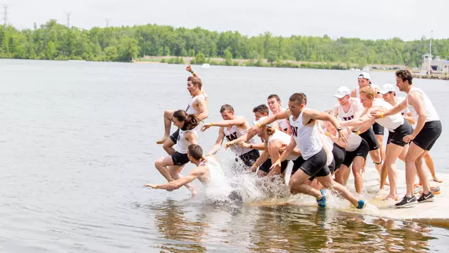 Huskies Honored On Pac-12 All-Academic Teams