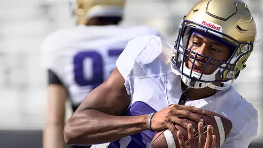 Perkins: From Youngest Sibling To Veteran Leader