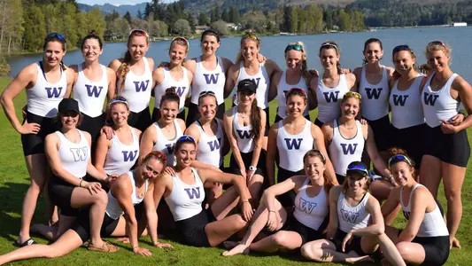 Husky women at Dexter lake 2016