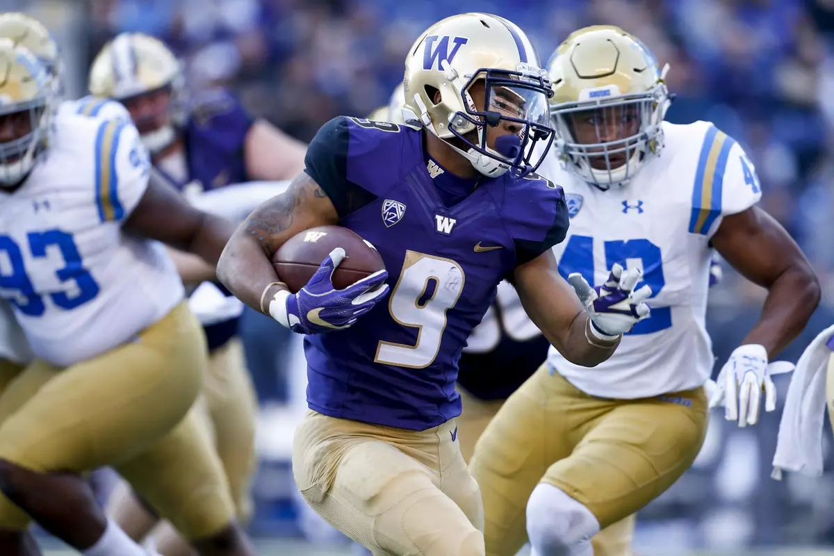 NCAA Football: UCLA at Washington