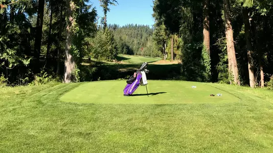 UW Golf Bag