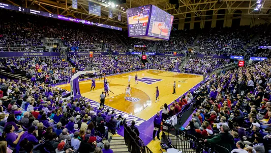 WBB_2017_Stanford_Alaska_Airlines_Arena