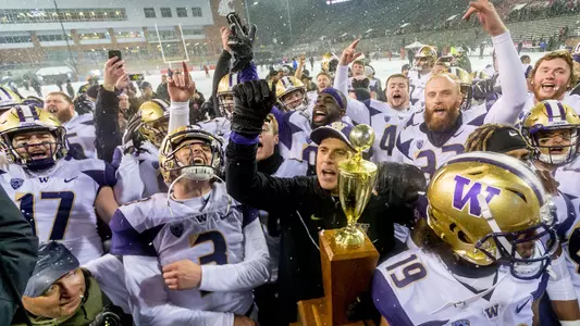 UW at the Apple Cup, 2018